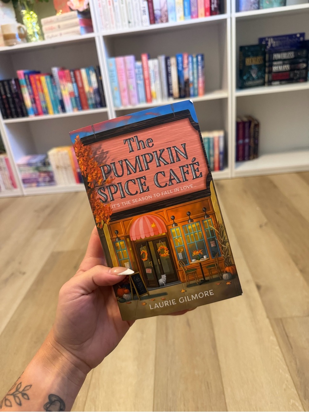 The Pumpkin Spice Café by - Laurie Gilmore